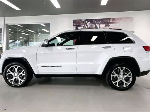 Used 2019 Jeep Grand Cherokee Limited w/ Luxury Group II AWD/4WD image 3