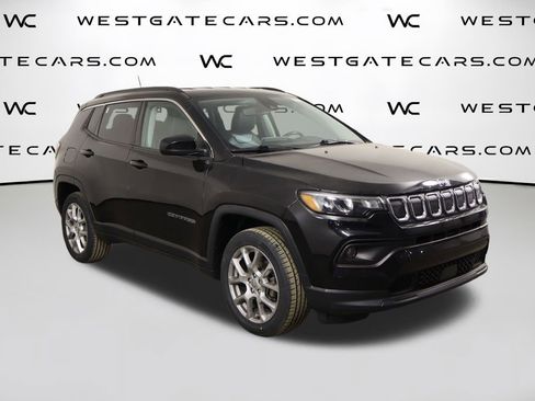 Used 2022 Jeep Compass Latitude image 49