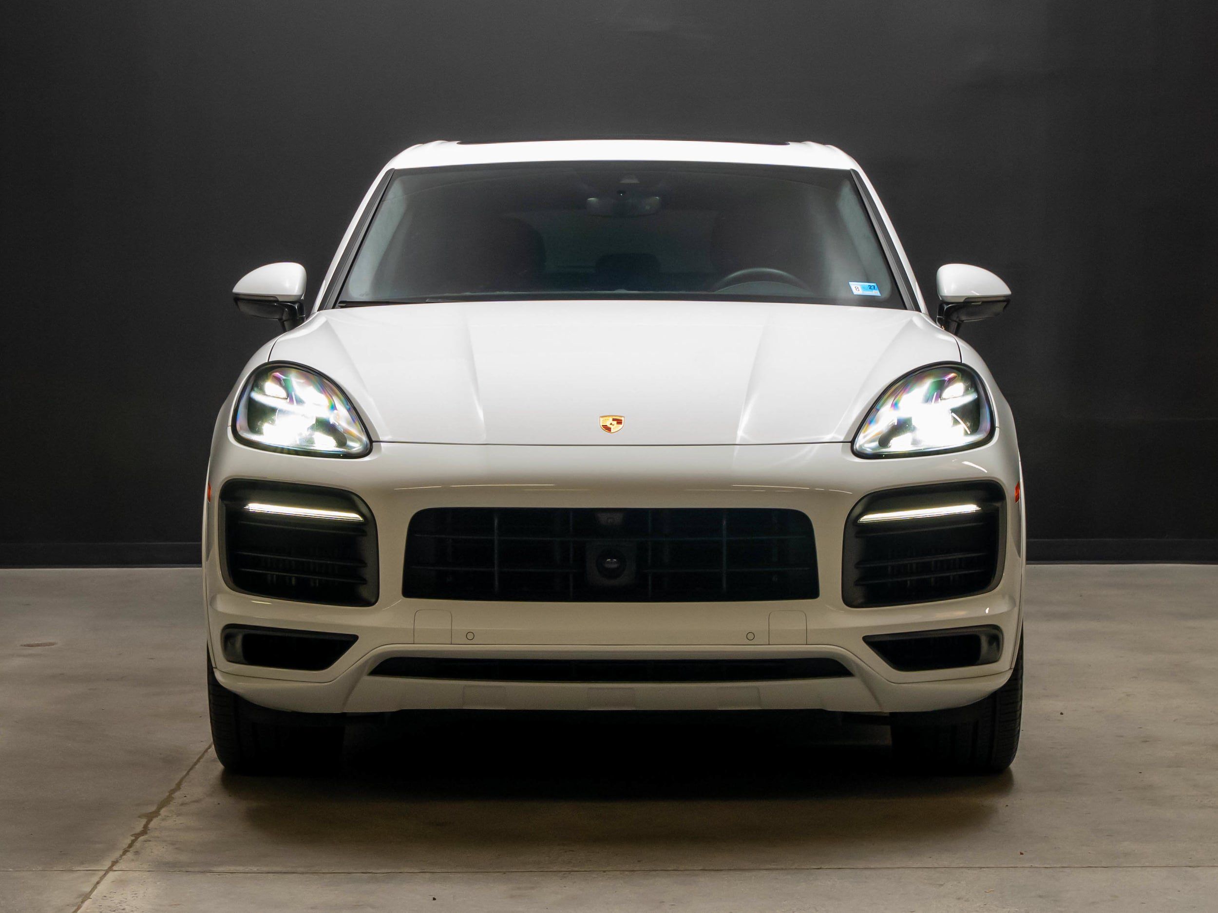 Certified 2023 Porsche Cayenne GTS AWD/4WD image 10