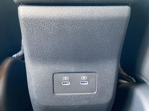 Used 2025 Nissan Kicks SR FWD image 24