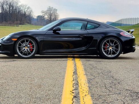 Used 2015 Porsche Cayman GTS image 5
