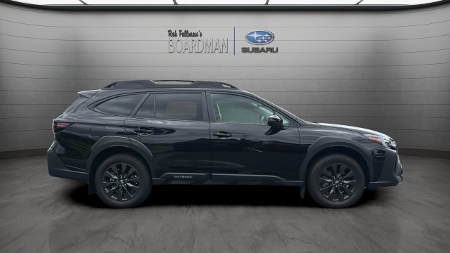Used 2025 Subaru Outback Onyx Edition AWD/4WD image 3