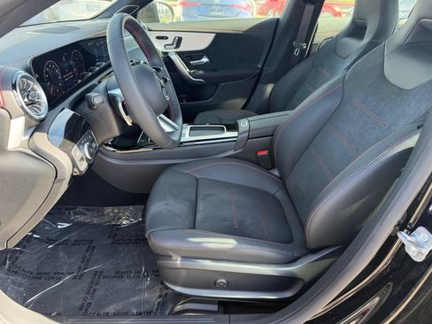 Used 2025 Mercedes-Benz CLA 250 image 16