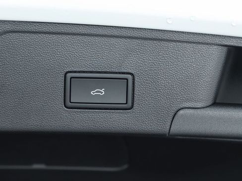 New 2026 Volkswagen Atlas Cross Sport SEL Premium R-Line image 71