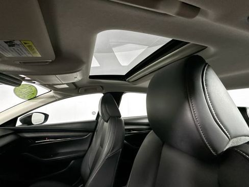 Used 2025 MAZDA MAZDA3 s image 18