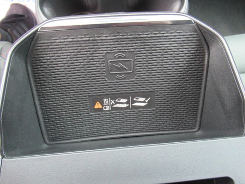 New 2027 GMC Terrain AT4 w/ Convenience Package III AWD/4WD image 22