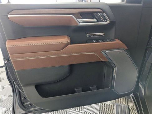 Used 2024 GMC Sierra 1500 Denali Ultimate image 8