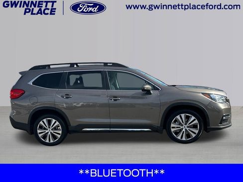 Used 2021 Subaru Ascent Limited w/ Technology Package image 4