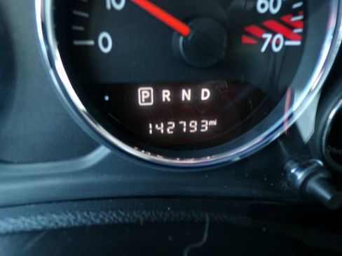 Used 2016 Jeep Wrangler Unlimited Rubicon image 16