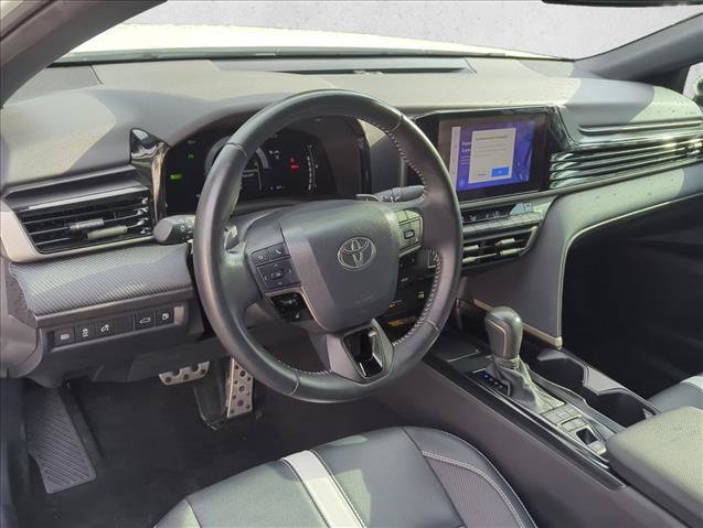 Certified 2025 Toyota Camry SE FWD image 6