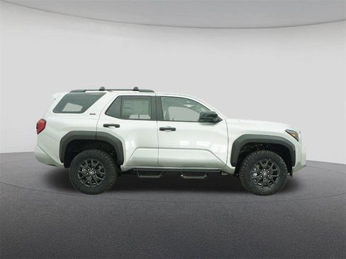New 2026 Toyota 4Runner SR5 image 27