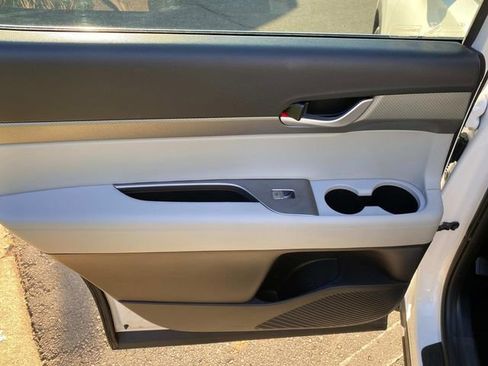 Used 2023 Hyundai Palisade SEL image 11