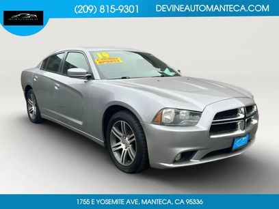 Used 2014 Dodge Charger SXT
