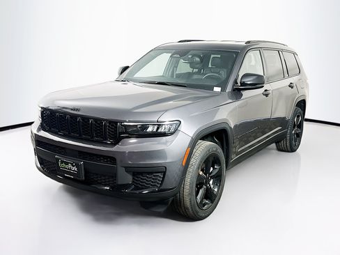Used 2023 Jeep Grand Cherokee L Laredo AWD/4WD image 3