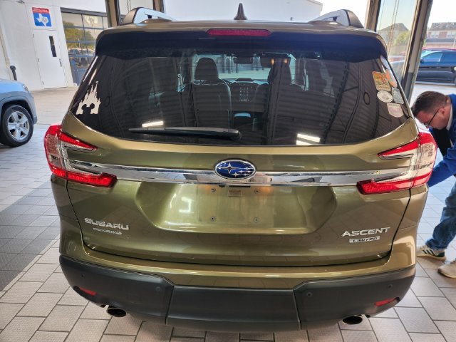 Used 2023 Subaru Ascent Limited AWD/4WD image 5