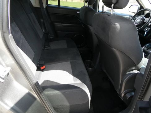 Used 2013 Jeep Compass Latitude w/ Sun/Sound Group image 18