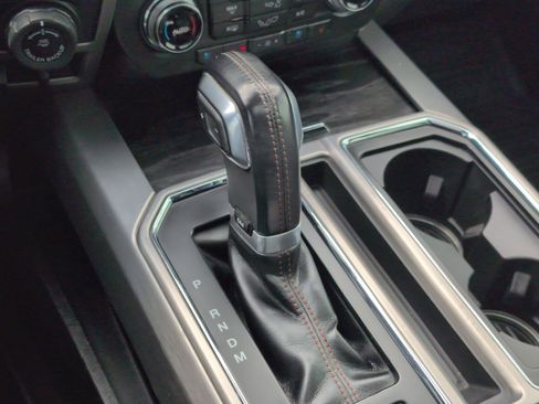 Used 2018 Ford F150 Platinum w/ Equipment Group 701A Luxury image 24