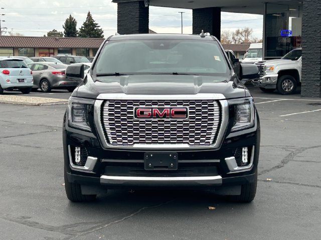 Used 2024 GMC Yukon Denali w/ Denali Reserve Package AWD/4WD image 9