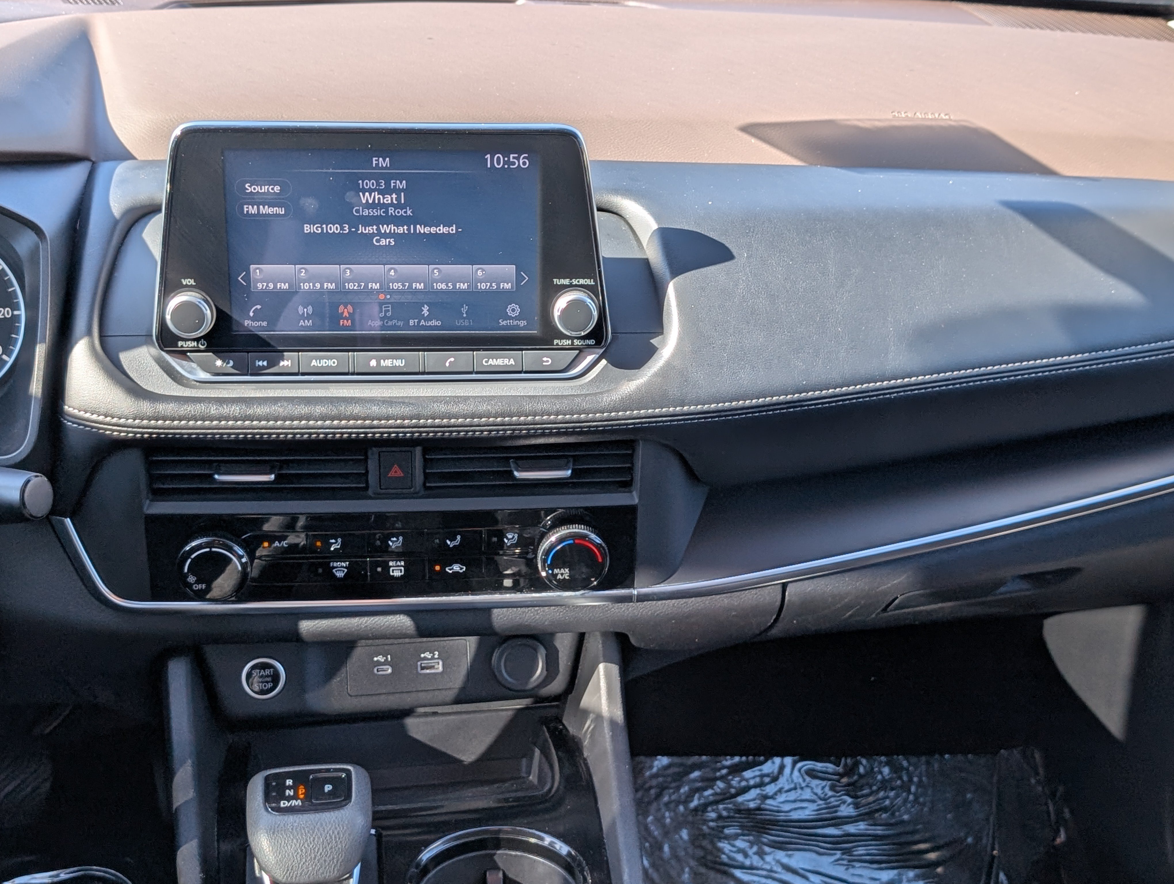 Used 2023 Nissan Rogue S FWD image 16