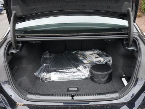 New 2026 BMW i5 eDrive40 w/ M Sport Package image 24