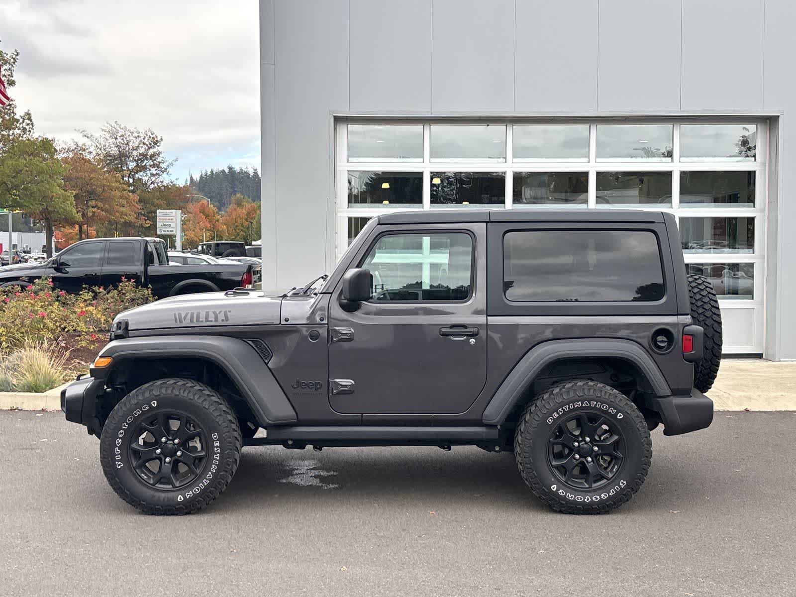 Used 2020 Jeep Wrangler Sport AWD/4WD image 2