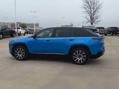 Used 2025 Jeep Wagoneer S Limited image 6