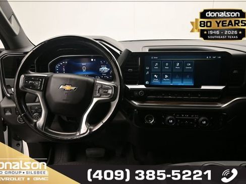 Used 2023 Chevrolet Silverado 1500 RST w/ Redline Edition AWD/4WD image 12