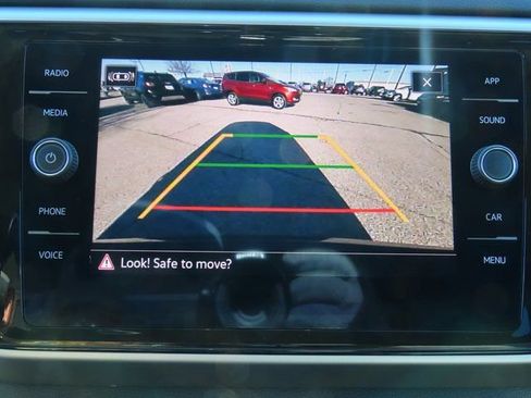 Used 2023 Volkswagen Atlas SE image 27