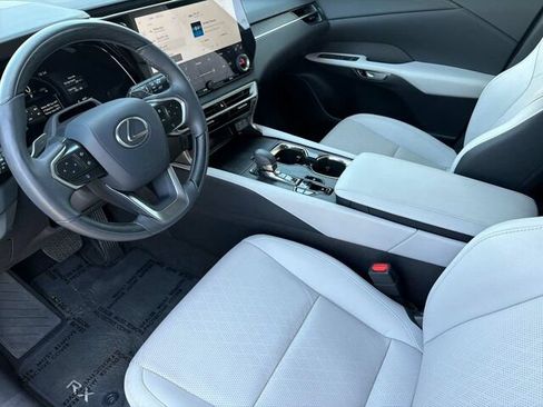 Used 2025 Lexus RX 350 w/ Convenience Package AWD/4WD image 11