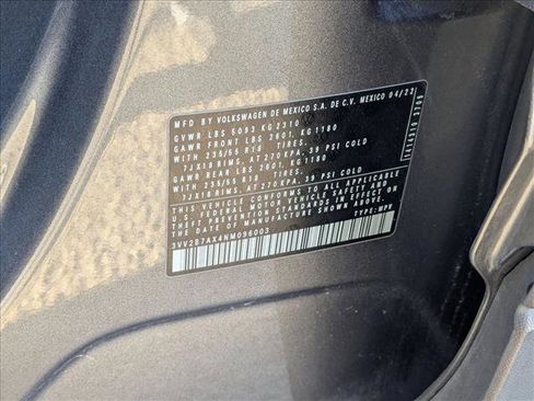 Used 2022 Volkswagen Tiguan SE image 24