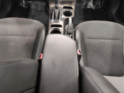 Used 2015 Chevrolet Malibu LT w/ Power Convenience Package FWD image 16