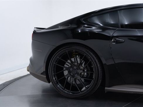Used 2014 Ferrari F12 Berlinetta RWD image 32