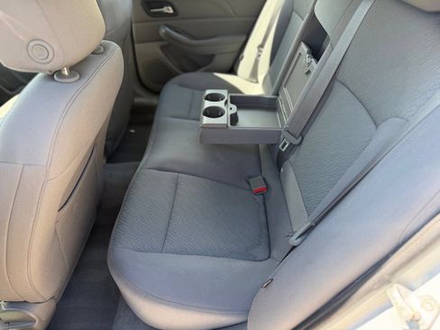 Used 2014 Chevrolet Malibu LS FWD image 9