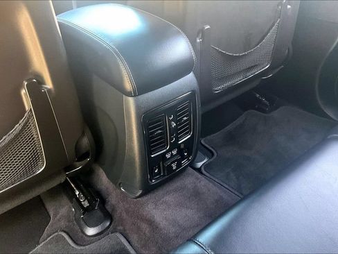 Used 2015 Jeep Grand Cherokee Limited RWD image 31