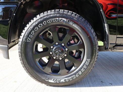 Used 2025 RAM 3500 Laramie image 35