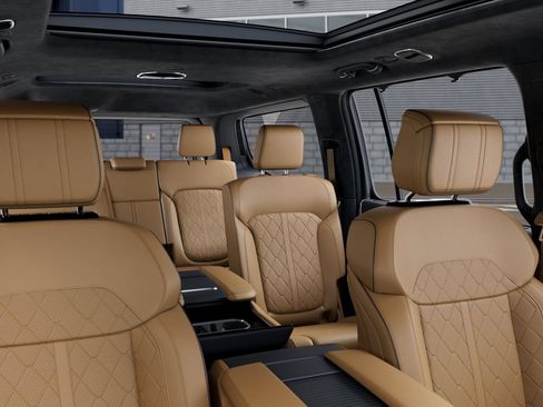 New 2026 Jeep Grand Wagoneer Summit AWD/4WD image 26