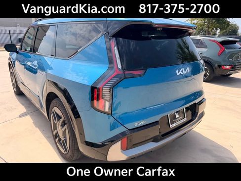 Used 2024 Kia EV9 GT-Line AWD/4WD image 2