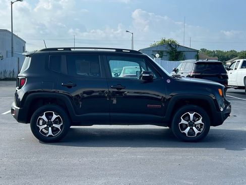Used 2022 Jeep Renegade Trailhawk AWD/4WD image 45