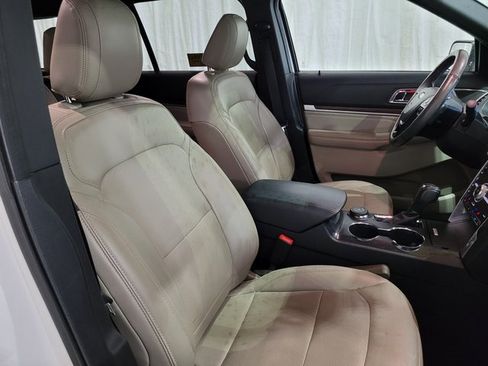 Used 2018 Ford Explorer Limited w/ Equipment Group 301A image 61