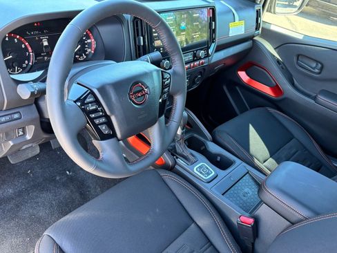 New 2026 Nissan Frontier PRO-4X w/ Pro-4x Convenience Package image 18