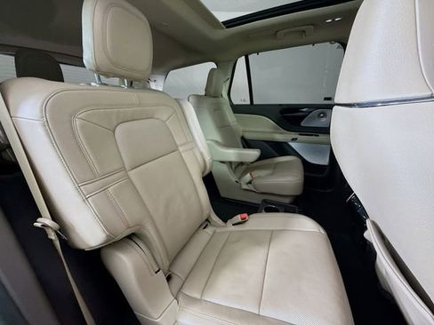 Used 2021 Lincoln Aviator Reserve w/ Equipment Group 202A image 32