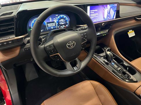 New 2026 Toyota Crown Signia AWD/4WD image 2
