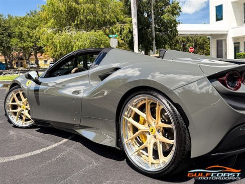 Used 2022 Ferrari F8 Tributo RWD image 46