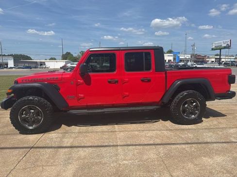 Used 2021 Jeep Gladiator Rubicon AWD/4WD image 5