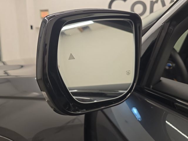 Used 2024 Jeep Grand Cherokee Summit AWD/4WD image 38