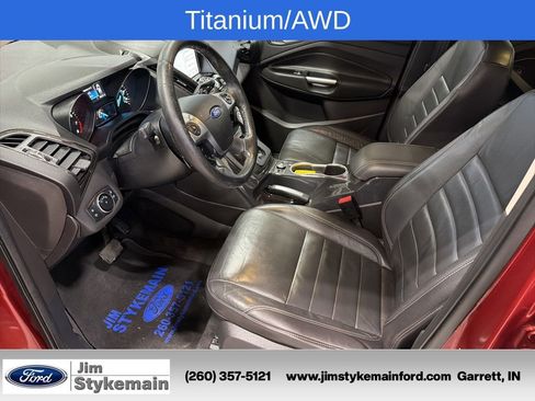 Used 2016 Ford Escape Titanium w/ Equipment Group 301A AWD/4WD image 8