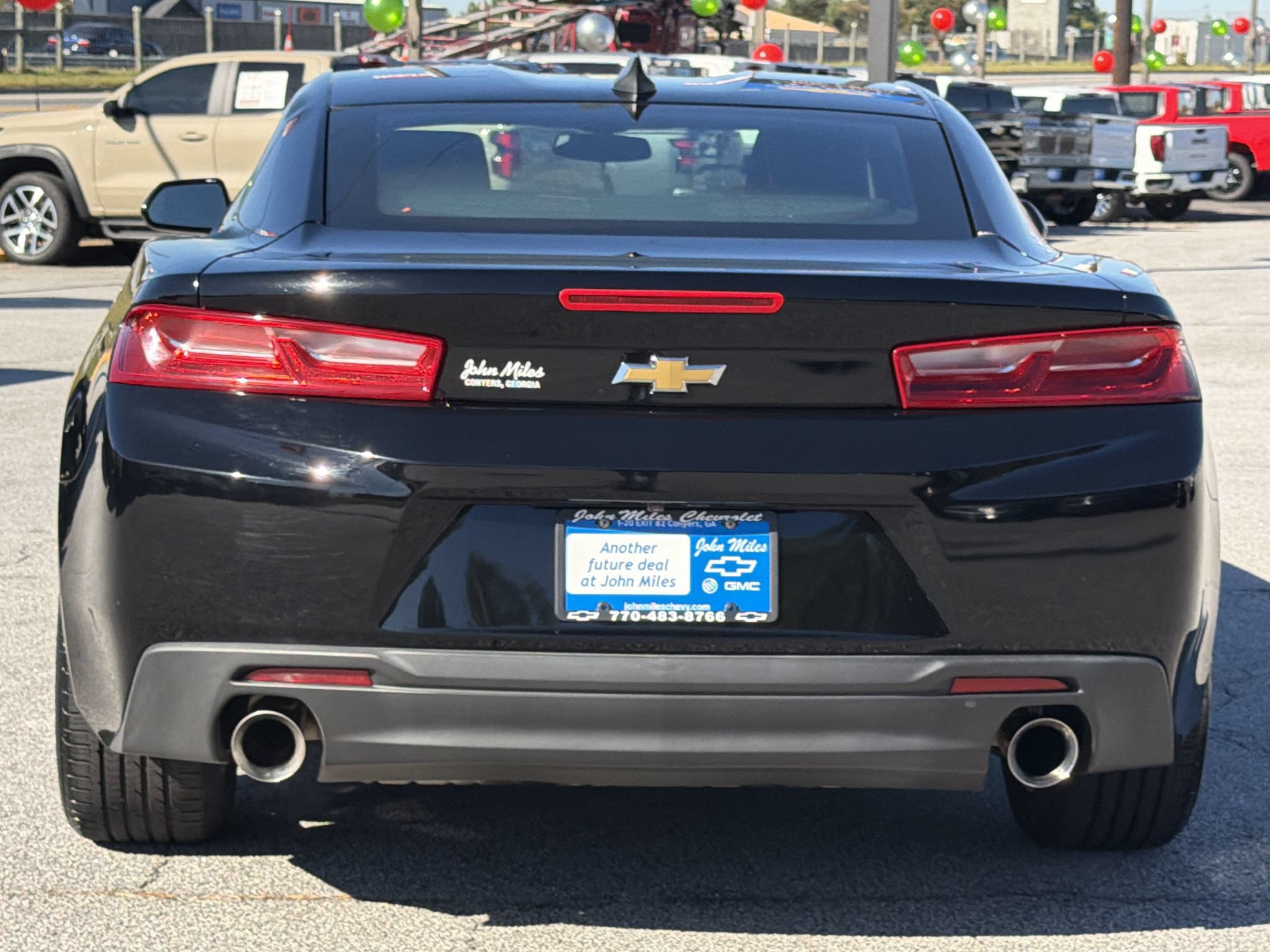 Used 2016 Chevrolet Camaro LT RWD image 18