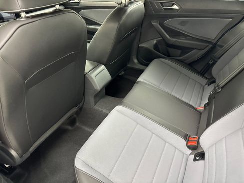 New 2026 Volkswagen Jetta SE FWD image 11