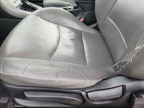 Used 2014 Hyundai Elantra w/ Option Group 2 image 25