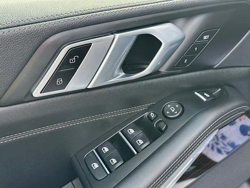 Certified 2023 BMW X5 xDrive40i w/ M Sport Package image 17